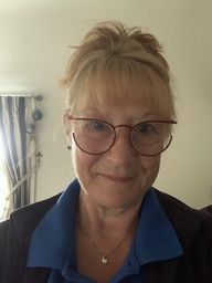 Photo of Elaine