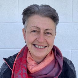 Photo of Laura Magee